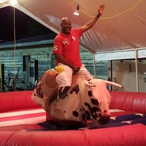 Meet your Posher, Larry